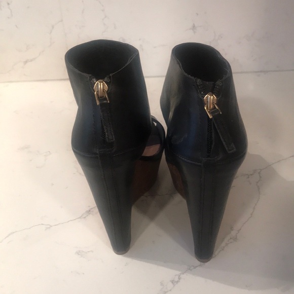 Steven Madden Black Wedges - Picture 3 of 5